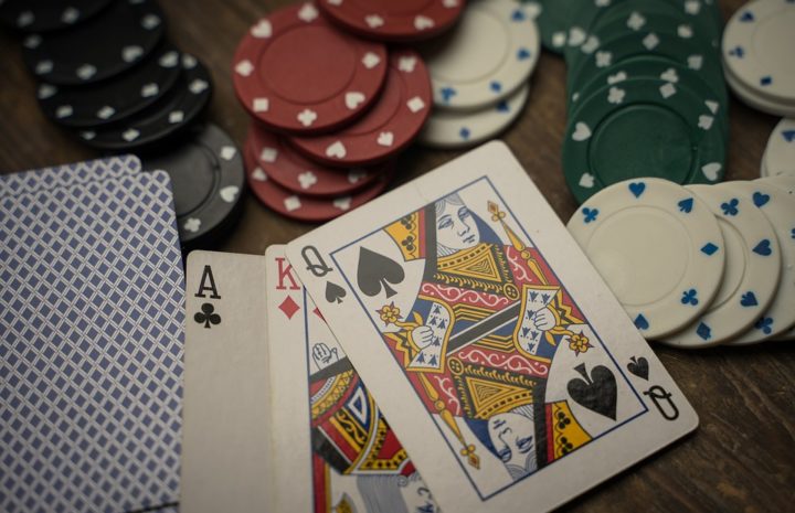 พนันเสือมังกรออนไลน์ แนวทางการเดิมพันไพ่น่าเล่นบนเว็บพนัน SBOBET